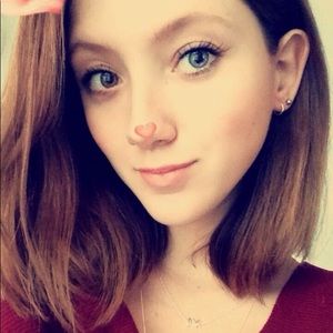 Meet your Posher, Nadia